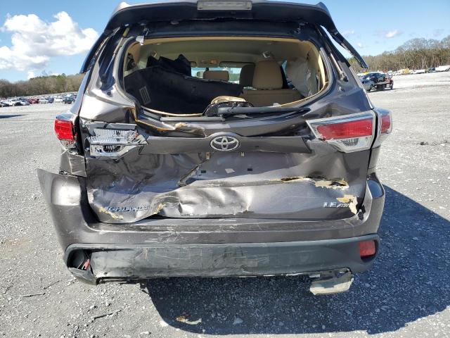 Photo 6 from auction – 2015 TOYOTA HIGHLANDER with VIN 5TDBKRFH9FS110023