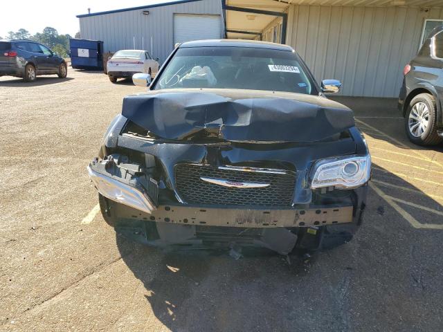 Photo 5 from auction – 2019 CHRYSLER 300 LIMITE with VIN 2C3CCAEG7KH686542