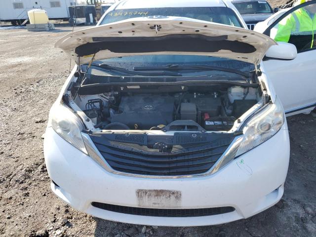 Photo 12 from auction – 2012 TOYOTA SIENNA LE with VIN 5TDKK3DC3CS235714