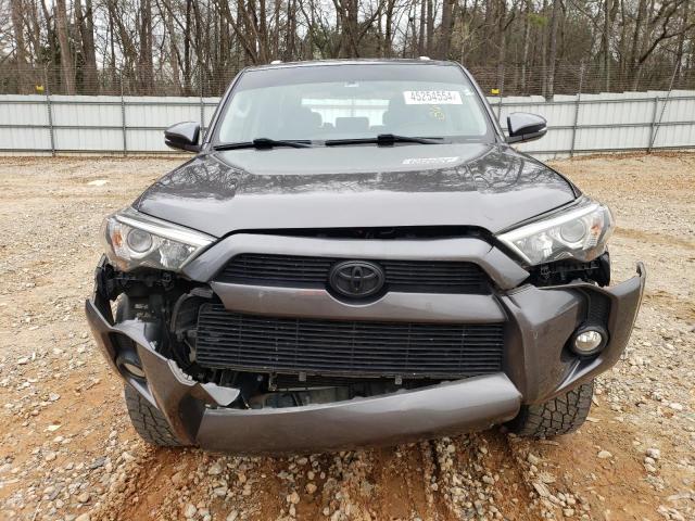 Photo 5 from auction – 2017 TOYOTA 4RUNNER SR with VIN JTEZU5JR4H5158325