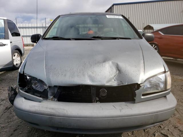 Photo 5 from auction – 2000 TOYOTA SIENNA with VIN 4T3ZF13C7YU235777