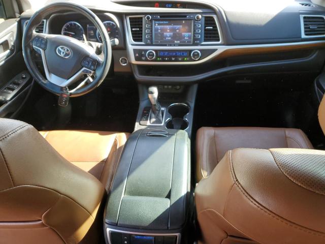 Photo 8 from auction – 2018 TOYOTA HIGHLANDER with VIN 5TDYZRFH1JS238349