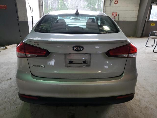 Photo 6 from auction – 2018 KIA FORTE LX with VIN 3KPFK4A75JE217799