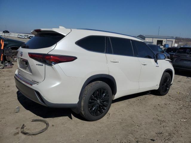 Photo 3 from auction – 2021 TOYOTA HIGHLANDER with VIN 5TDEBRCH0MS017163