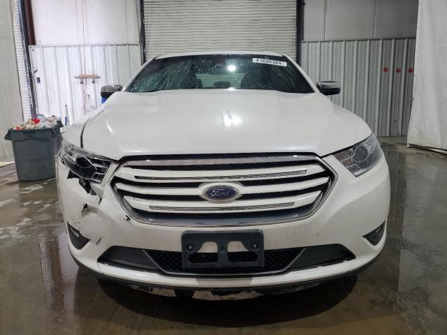 Photo 5 from auction – 2018 FORD TAURUS LIM with VIN 1FAHP2J87JG124442