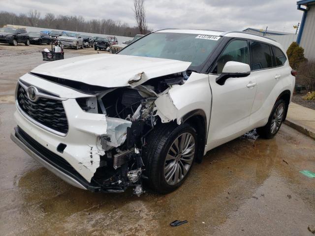 TOYOTA HIGHLANDER 2020 with VIN 5TDFZRBH0LS037820 - Photo from auction