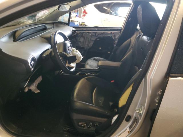 Photo 7 from auction – 2017 TOYOTA PRIUS PRIM with VIN JTDKARFP2H3004608