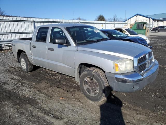 Photo 4 from auction – 2005 DODGE DAKOTA with VIN 1D7HW48N75S291218