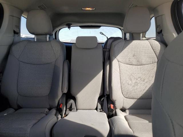 Photo 10 from auction – 2021 TOYOTA SIENNA LE with VIN 5TDKRKEC5MS073476