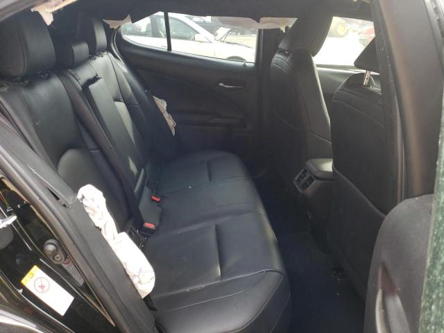 Photo 11 from auction – 2019 LEXUS UX 200 with VIN JTHY3JBH0K2007068