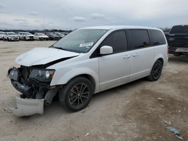 DODGE GRAND CARA 2018 with VIN 2C4RDGCG8JR156517 - Photo from auction
