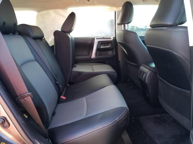 Photo 11 from auction – 2019 TOYOTA 4RUNNER SR with VIN JTEBU5JRXK5625904