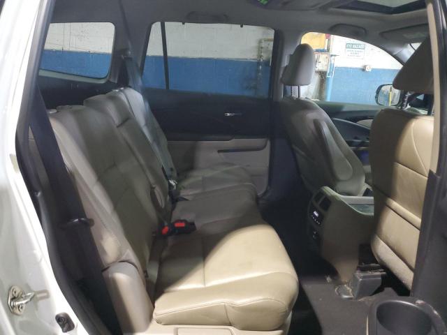 Photo 11 from auction – 2016 HONDA PILOT TOUR with VIN 5FNYF6H98GB048221