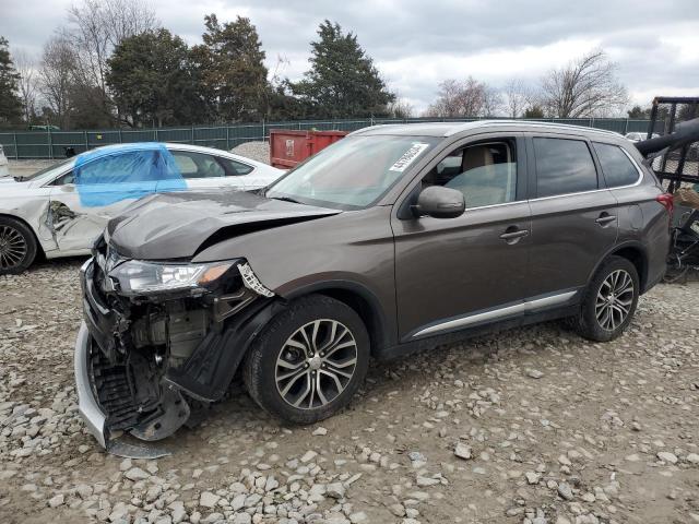 MITSUBISHI OUTLANDER 2018 with VIN JA4AD3A30JZ000641 - Photo from auction