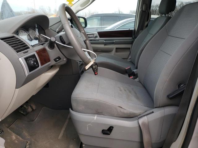 Photo 7 from auction – 2010 CHRYSLER TOWN & COU with VIN 2A4RR5D12AR460355