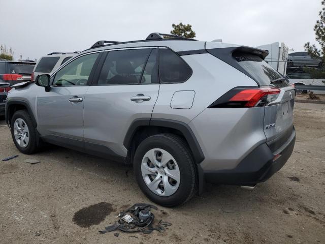 Photo 2 from auction – 2020 TOYOTA RAV4 LE with VIN JTMF1RFV1LD050899
