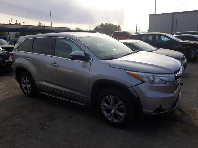 Photo 4 from auction – 2015 TOYOTA HIGHLANDER with VIN 5TDZKRFH6FS068702