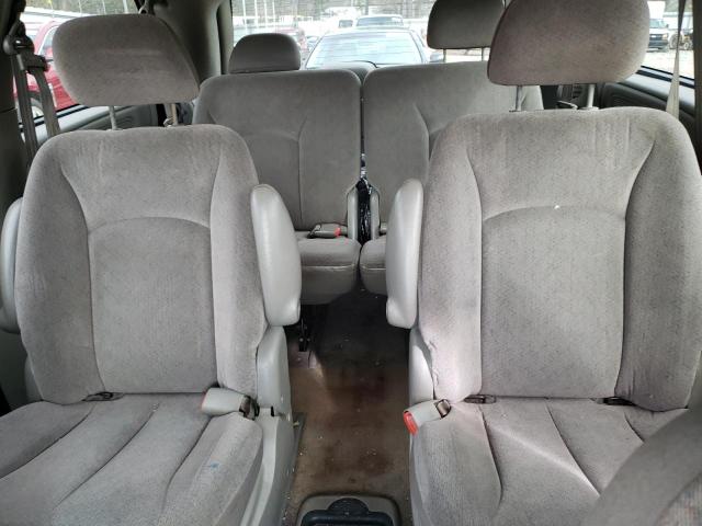 Photo 10 from auction – 2003 CHRYSLER TOWN & COU with VIN 2C4GP343X3R144262