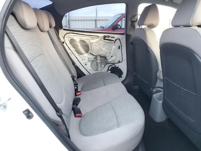 Photo 10 from auction – 2016 HYUNDAI ACCENT SE with VIN KMHCT4AE1GU110849