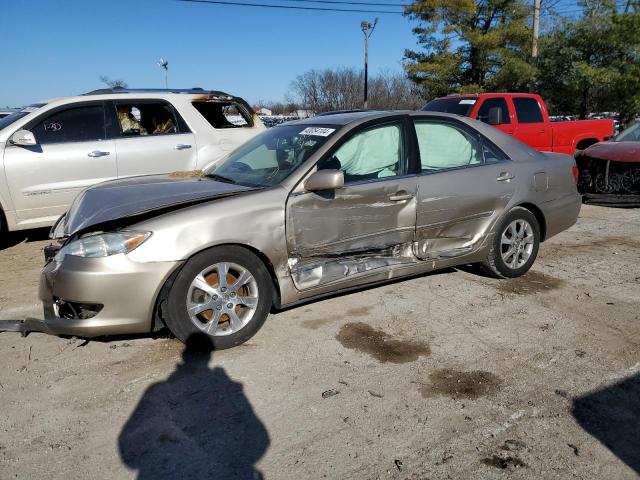 TOYOTA CAMRY LE 2005 with VIN 4T1BF30K95U600392 - Photo from auction