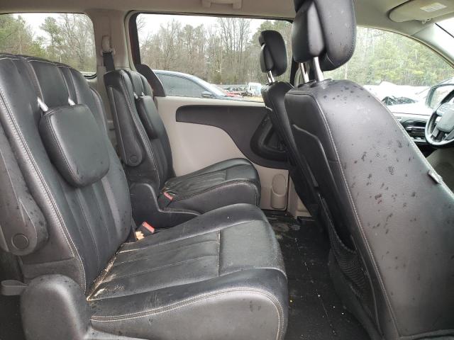Photo 11 from auction – 2014 CHRYSLER TOWN & COU with VIN 2C4RC1BG0ER159144