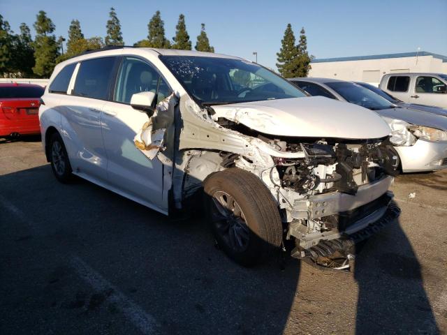 Photo 4 from auction – 2022 TOYOTA SIENNA LE with VIN 5TDBSKFC8NS071497