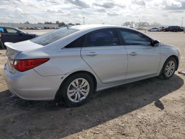 Photo 3 from auction – 2012 HYUNDAI SONATA GLS with VIN 5NPEB4AC7CH500521