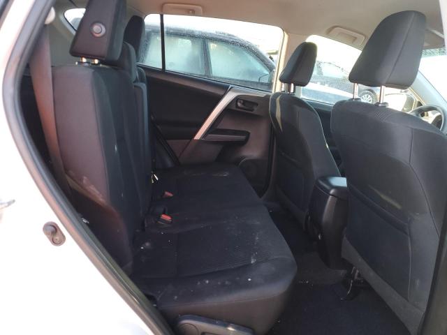 Photo 10 from auction – 2016 TOYOTA RAV4 LE with VIN 2T3BFREV6GW502632