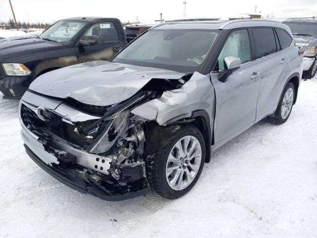 TOYOTA HIGHLANDER 2021 with VIN 5TDDZRBH1MS117667 - Photo from auction