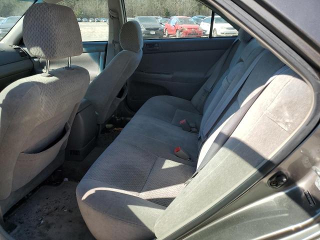 Photo 10 from auction – 2004 TOYOTA CAMRY LE with VIN 4T1BE32K14U879903