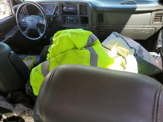 Photo 8 from auction – 2004 GMC SIERRA K25 with VIN 1GTHK23UX4F219056