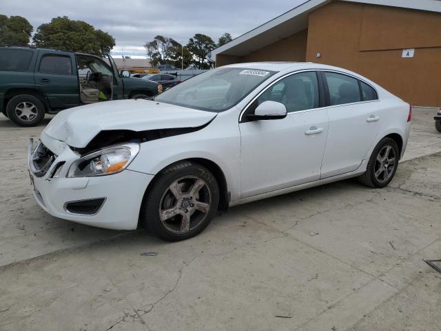 VOLVO S60 T5 2012 z numerem VIN YV1622FS2C2097746 - Zdjęcie z aukcji