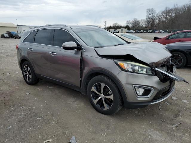 Photo 4 from auction – 2017 KIA SORENTO EX with VIN 5XYPH4A12HG277082