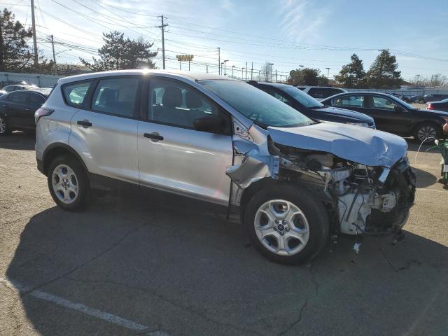 Photo 4 from auction – 2017 FORD ESCAPE S with VIN 1FMCU0F74HUB27937