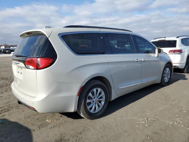 Photo 3 from auction – 2017 CHRYSLER PACIFICA T with VIN 2C4RC1BG7HR636057
