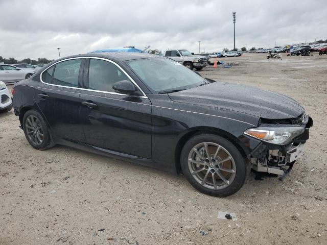 Photo 4 from auction – 2018 ALFA ROMEO GIULIA with VIN ZARFAEBN0J7573718