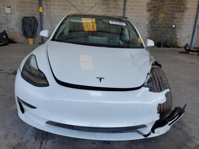 Photo 5 from auction – 2018 TESLA MODEL 3 with VIN 5YJ3E1EA5JF041040