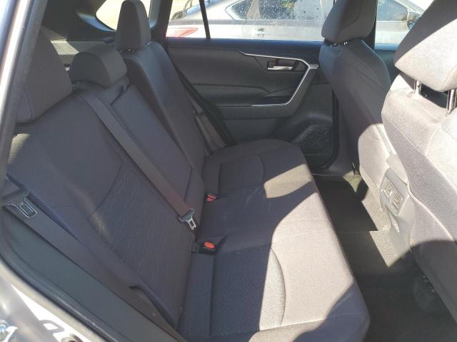 Photo 11 from auction – 2022 TOYOTA RAV4 SE with VIN JTM16RFV9ND051300
