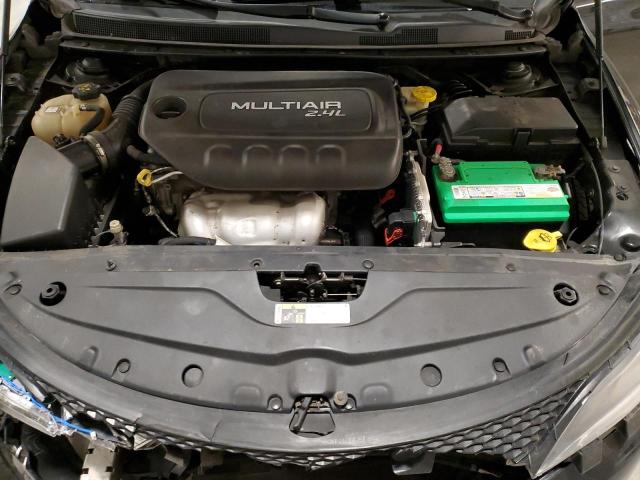 Photo 11 from auction – 2015 CHRYSLER 200 LIMITE with VIN 1C3CCCAB9FN633196