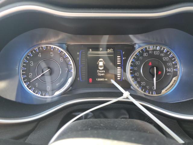 Photo 9 from auction – 2015 CHRYSLER 200 LIMITE with VIN 1C3CCCAB6FN692934