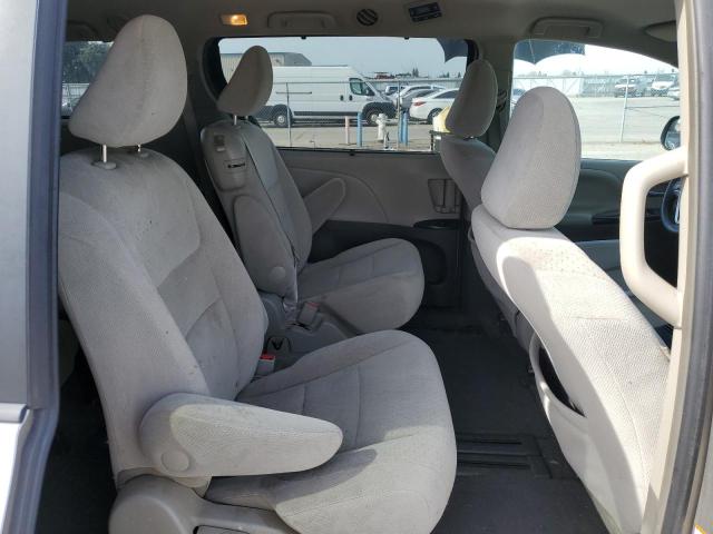 Photo 11 from auction – 2015 TOYOTA SIENNA LE with VIN 5TDKK3DC4FS665420