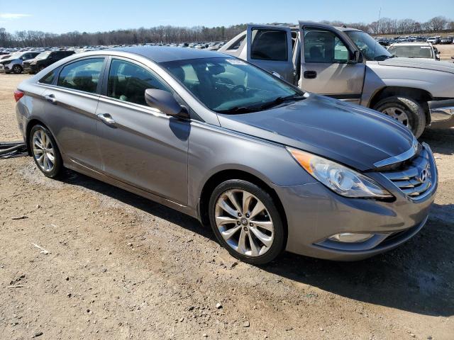 Photo 4 from auction – 2012 HYUNDAI SONATA SE with VIN 5NPEC4AB5CH397300