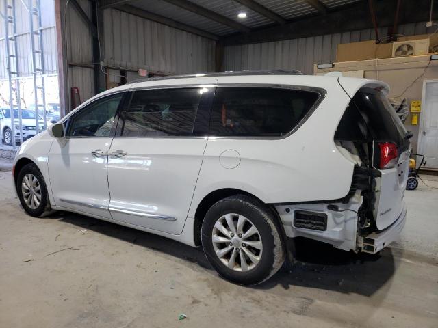 Photo 2 from auction – 2018 CHRYSLER PACIFICA T with VIN 2C4RC1BGXJR277180