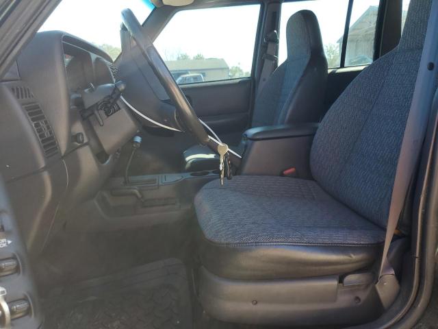 Photo 7 from auction – 2001 JEEP CHEROKEE S with VIN 1J4FF48S41L606711