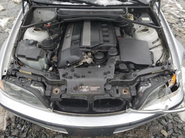 Photo 11 from auction – 2004 BMW 325 I with VIN WBAET37464NH04736