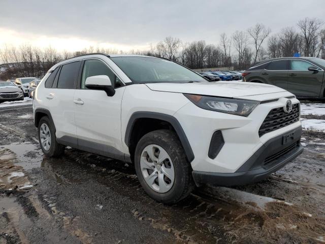 Photo 4 from auction – 2019 TOYOTA RAV4 LE with VIN JTMG1RFVXKD028144