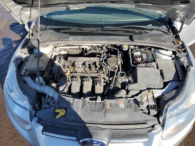 Foto 11 de la subasta – 2014 FORD FOCUS SE con VIN 1FADP3K2XEL428246