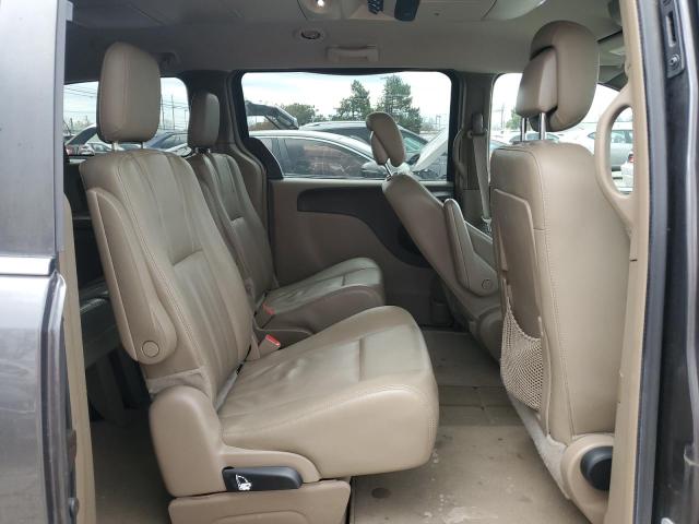 Photo 11 from auction – 2016 CHRYSLER TOWN & COU with VIN 2C4RC1BG2GR294810