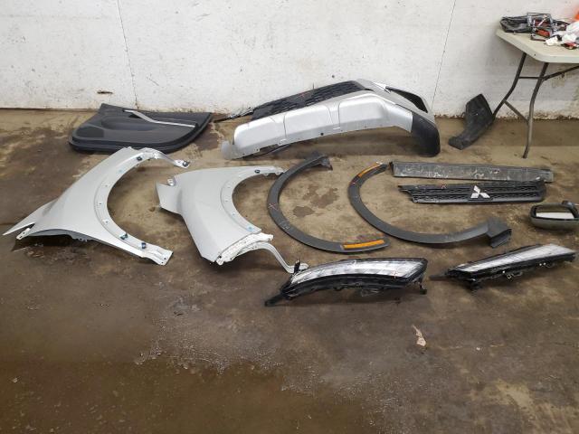 Photo 13 from auction – 2023 MITSUBISHI ECLIPSE CR with VIN JA4ATWAA3PZ054771