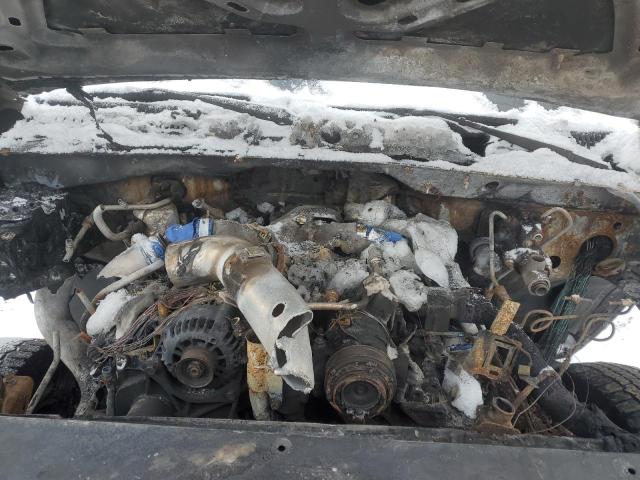 Photo 11 from auction – 2003 CHEVROLET SILVERADO with VIN 1GCHK23103F176030